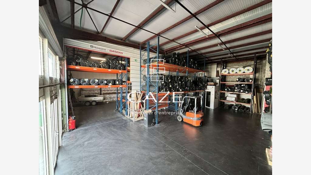 LOCAL D'ACTIVITE - SHOWROOM