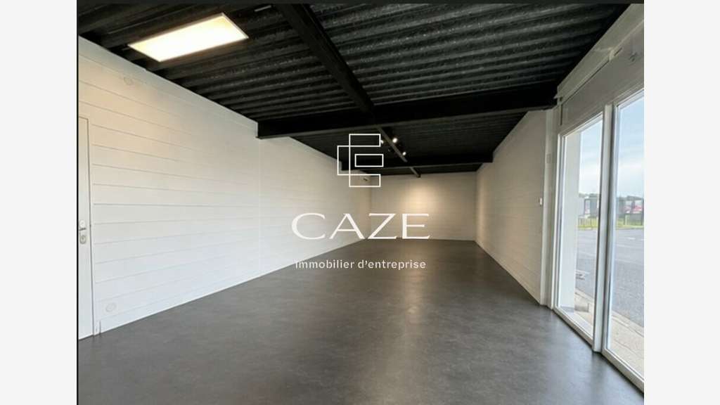 LOCAL D'ACTIVITE - SHOWROOM