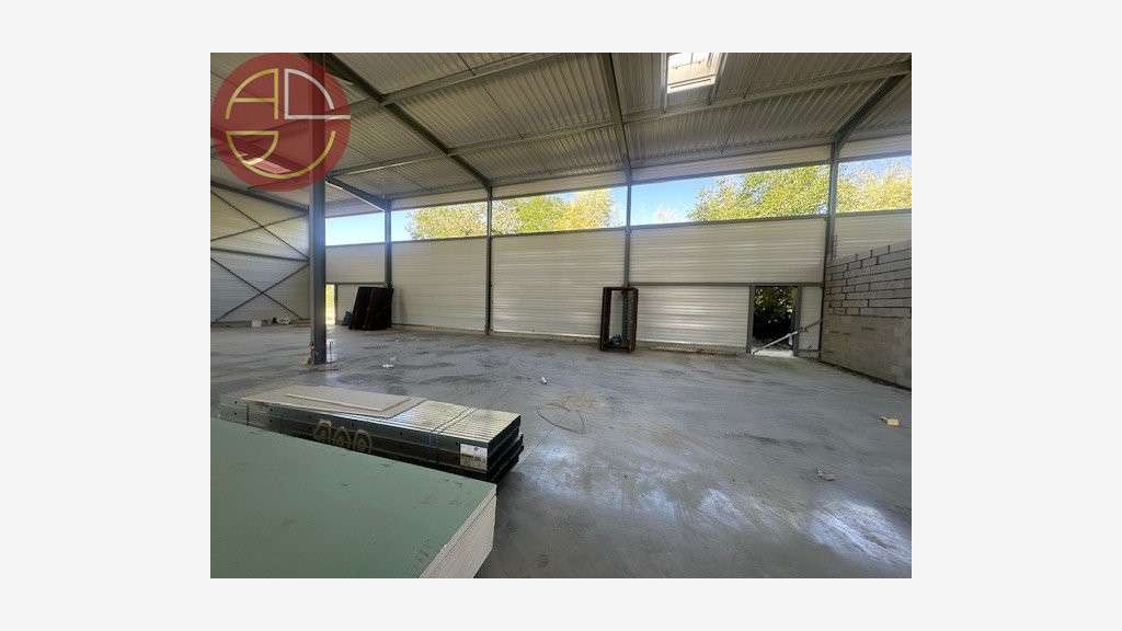 A louer dépôt 518.5m² à Launaguet