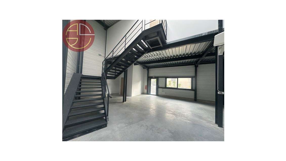 A louer entrepôt 536m² à Launaguet