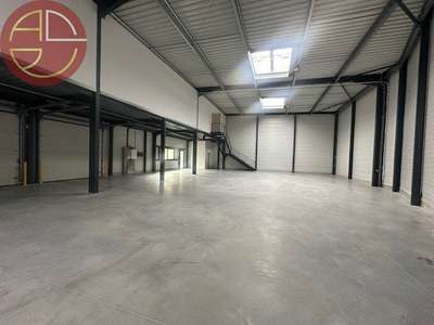 A louer entrepôt 1557m² à Launaguet
