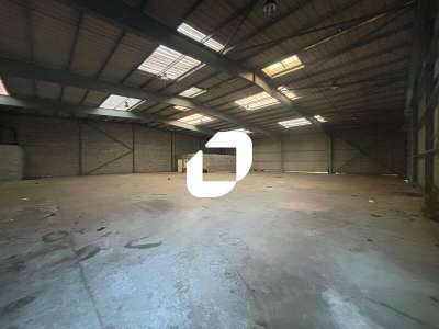 Location Locaux d'activités - Entrepôts au Barp