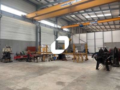 Location Locaux d'activités - Entrepôts au Barp