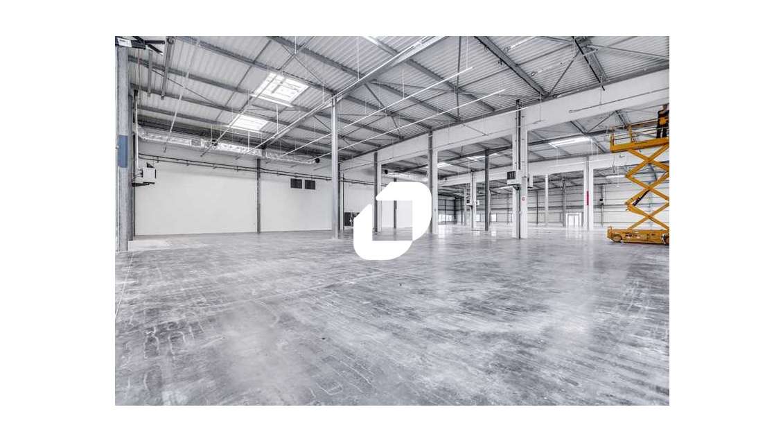 A louer Local d'activité 740m² Le blanc mesnil