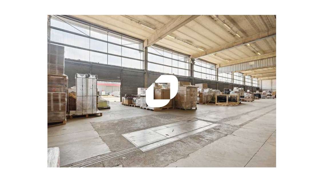 A louer Local d'activité 1718m² Le blanc mesnil