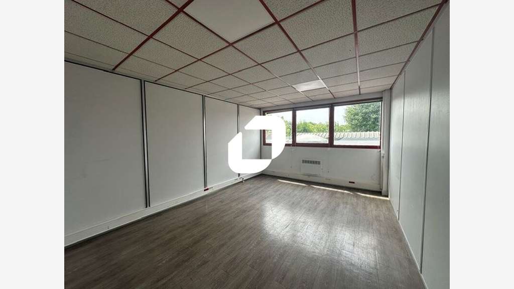 A louer Local d'activité 475m² Le blanc mesnil