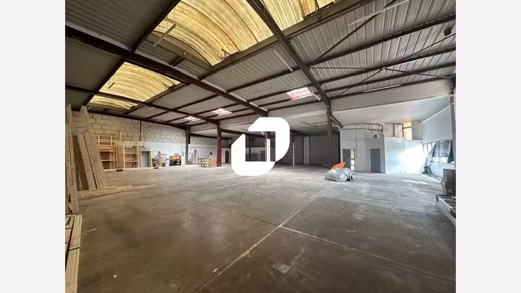 A louer Local d'activité 569m² Le blanc mesnil
