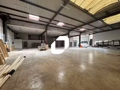 A louer Local d'activité 1044m² Le blanc mesnil