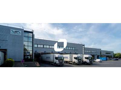 Location Locaux d'activités - Entrepôts au Bourget