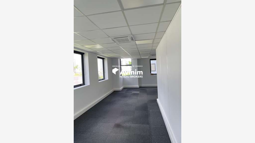 A louer cellule d'activité 474m² ZI Le Bourget