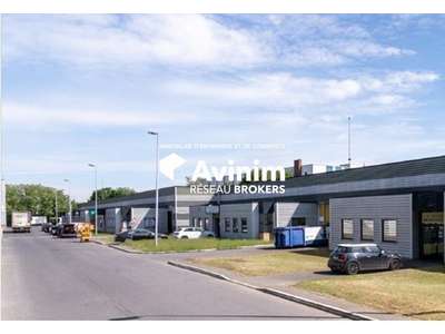 Location Locaux d'activités - Entrepôts au Bourget