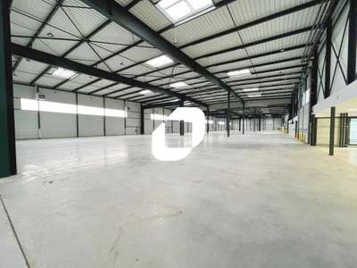 A louer Local d'activité 1251m² Le bourget