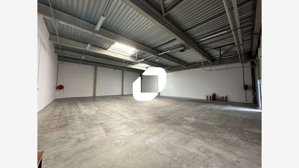 A louer Local d'activité 474m² Le bourget