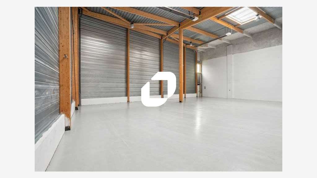 A louer Local d'activité 902m² Le bourget