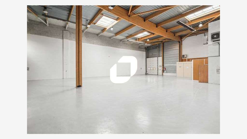 A louer Local d'activité 902m² Le bourget