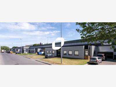 A louer Local d'activité 1070m² Le bourget