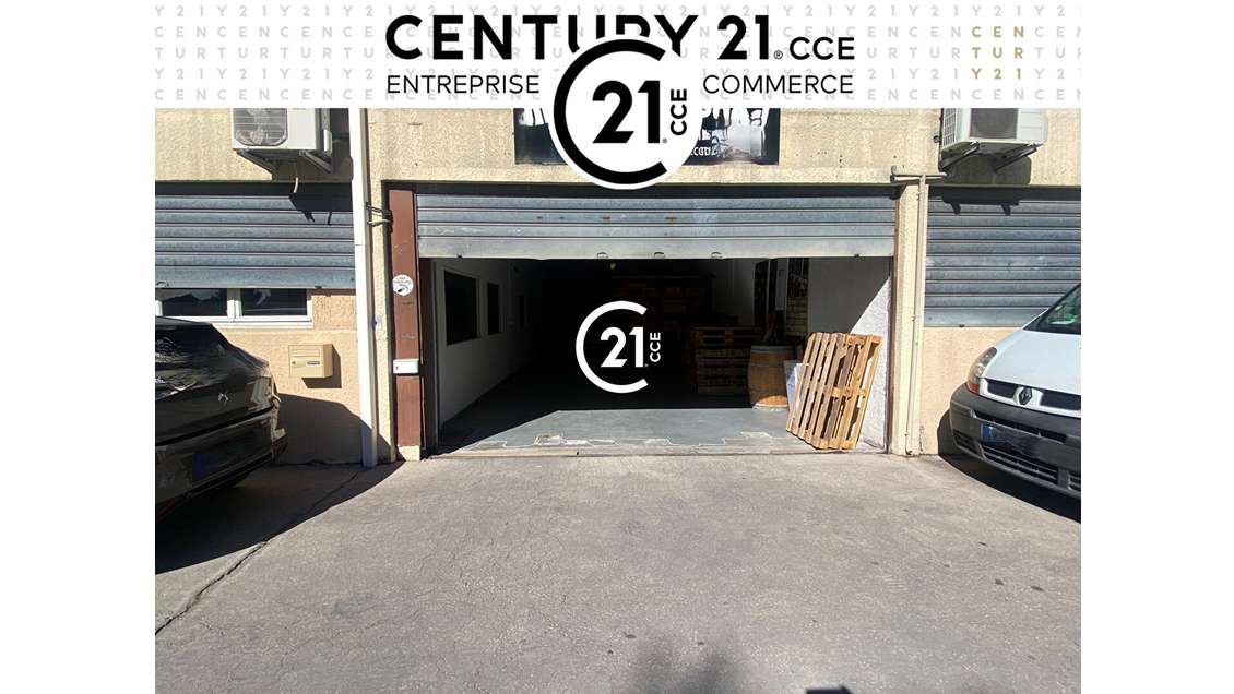 A louer local entrepôt 239m² Le Cannet Canéopole 
