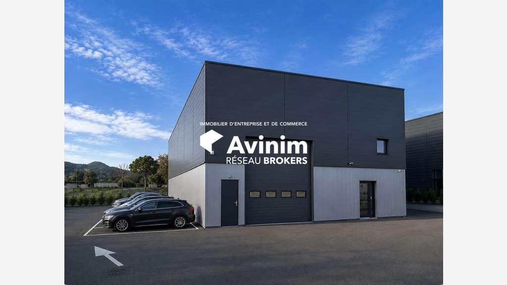 Loue local artisanal de 820m² Le Cannet Des Maures