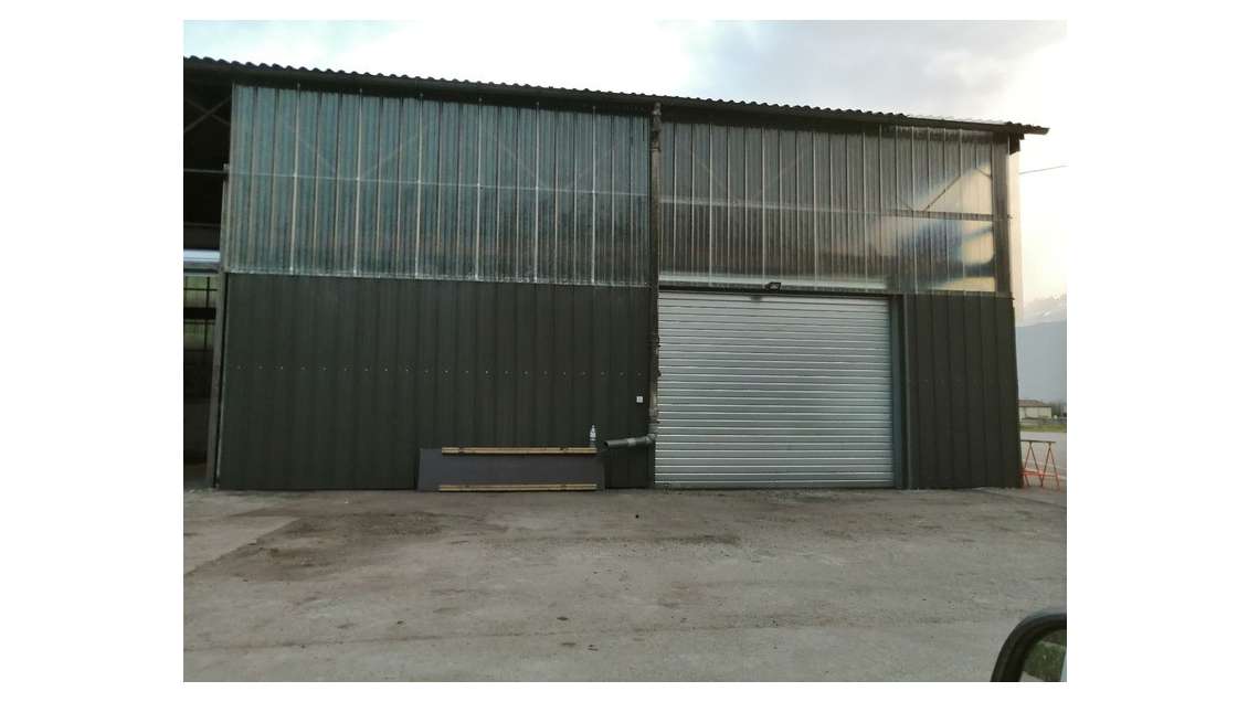 Local industriel 300m² à louer au Cheylas