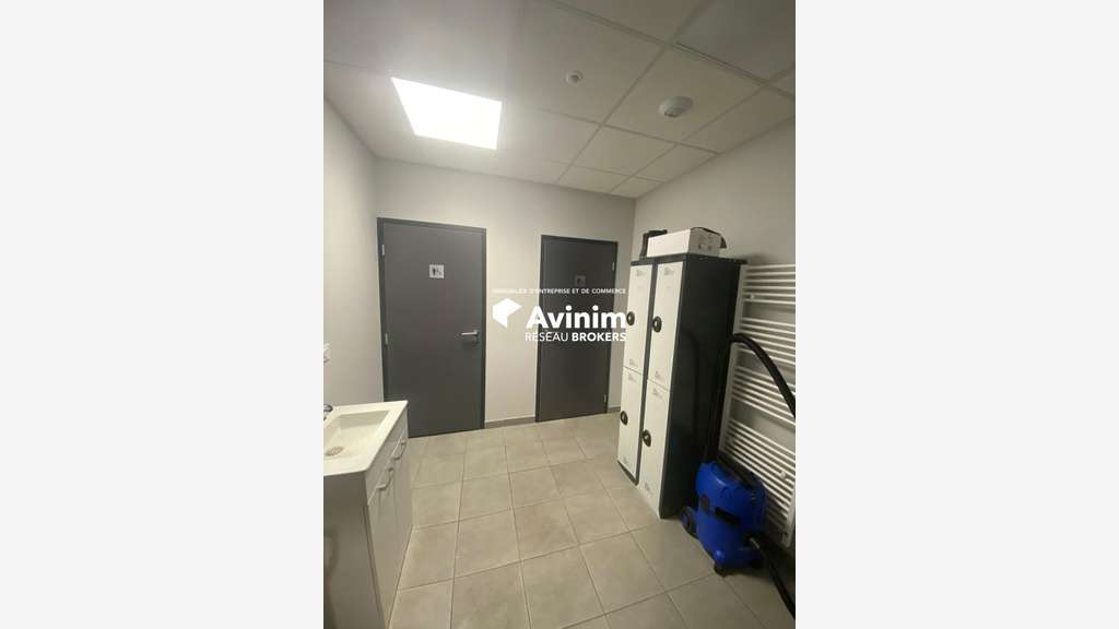 A louer local industriel 1500m² SLS Actiparc