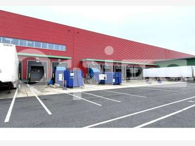 LE COUDRAY-MONTCEAUX - ENTREPÔT LOGISTIQUE à louer