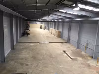 À vendre ou à louer – Local industriel de 1 300 m²