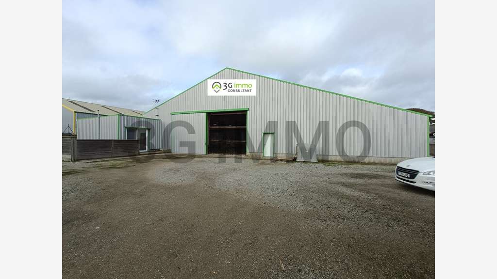 A louer hangar 1500m² sur 3360m² au Folgoët