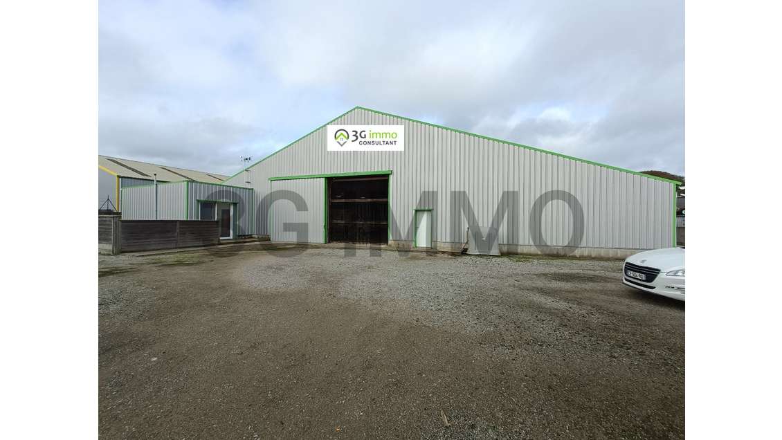 A louer hangar 1500m² sur 3360m² au Folgoët