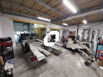 Location Locaux d'activités - Entrepôts au Haillan