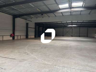 Location Locaux d'activités - Entrepôts au Haillan