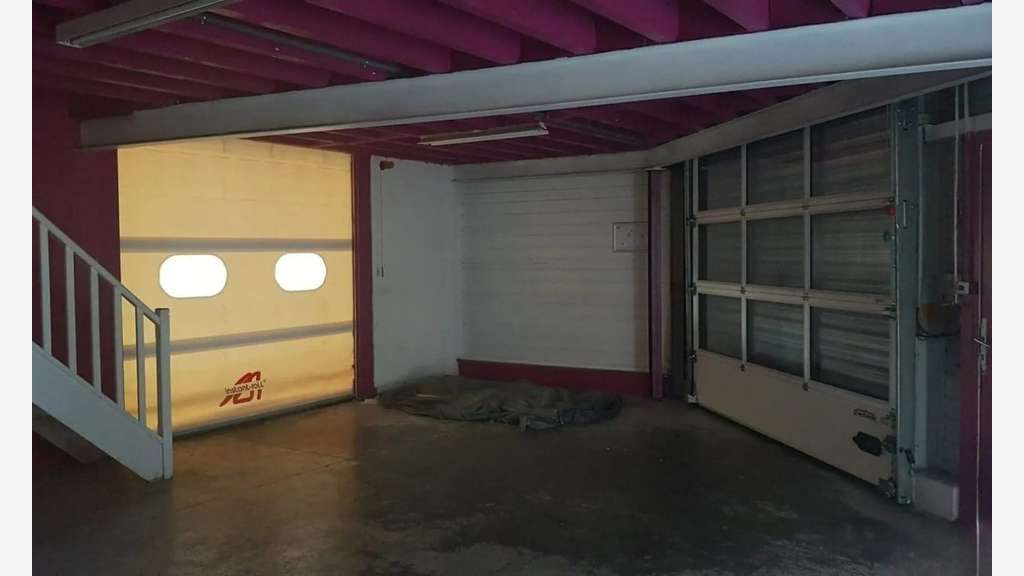À louer local 510m² Le Havre quartier automobile 