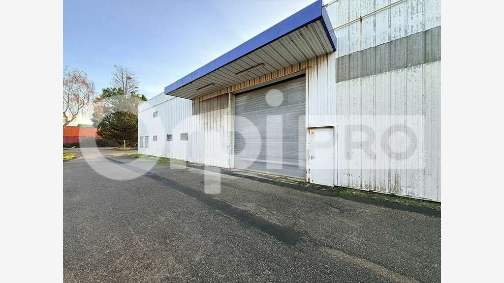Location local d'activité 910m² Le Havre ZI