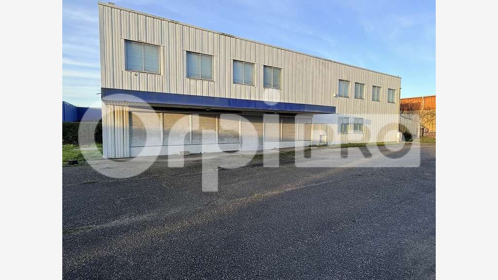 Location local d'activité 910m² Le Havre ZI