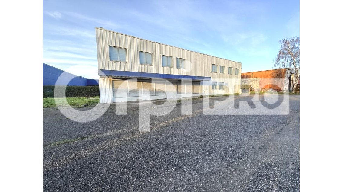 Location local d'activité 910m² Le Havre ZI