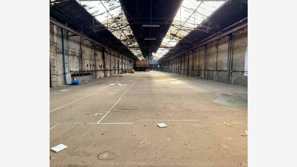 À vendre ou à louer local 3468m² au Havre