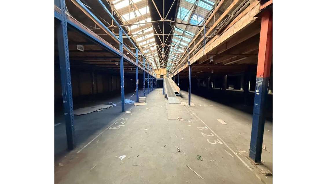 À vendre ou louer local activités 1129m² Le Havre