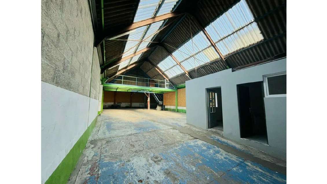 Local d'activités 600 m² a louer au Havre (76)