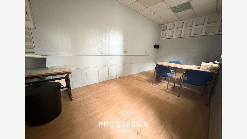 LE HAVRE - LOCAL D'ACTIVITÉ - 200 m2