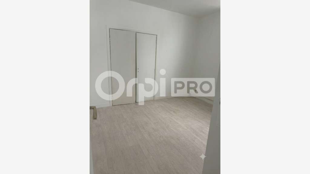 Local stockage et bureaux Le Havre Sanvic