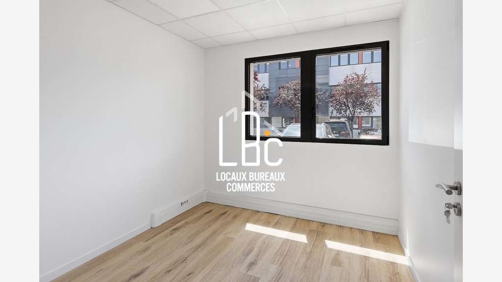 Bureaux 75m² RDC à louer à Saint-Herblain