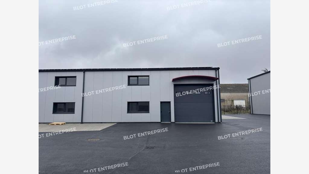A louer locaux 220m² au Loroux-Bottereau