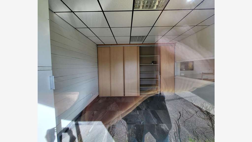 Bâtiments 3400 m² Zone Artisanale Champagné