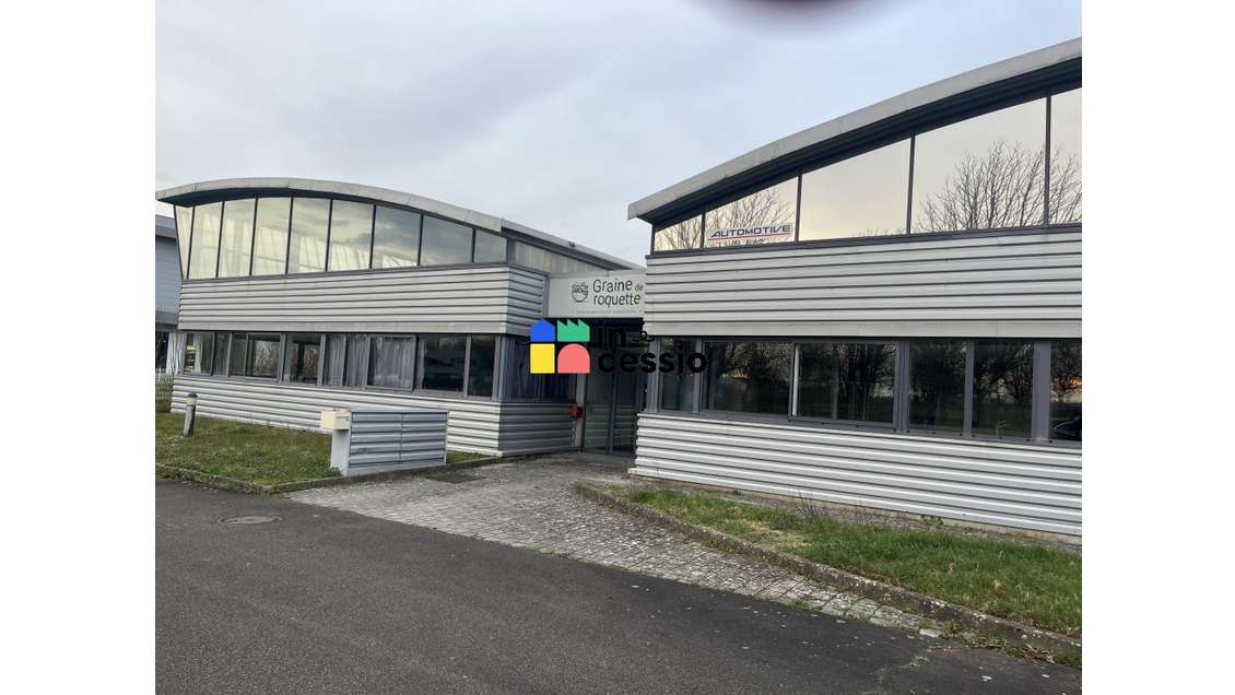 Loue local activité 584m² zone technoparc Le Mans