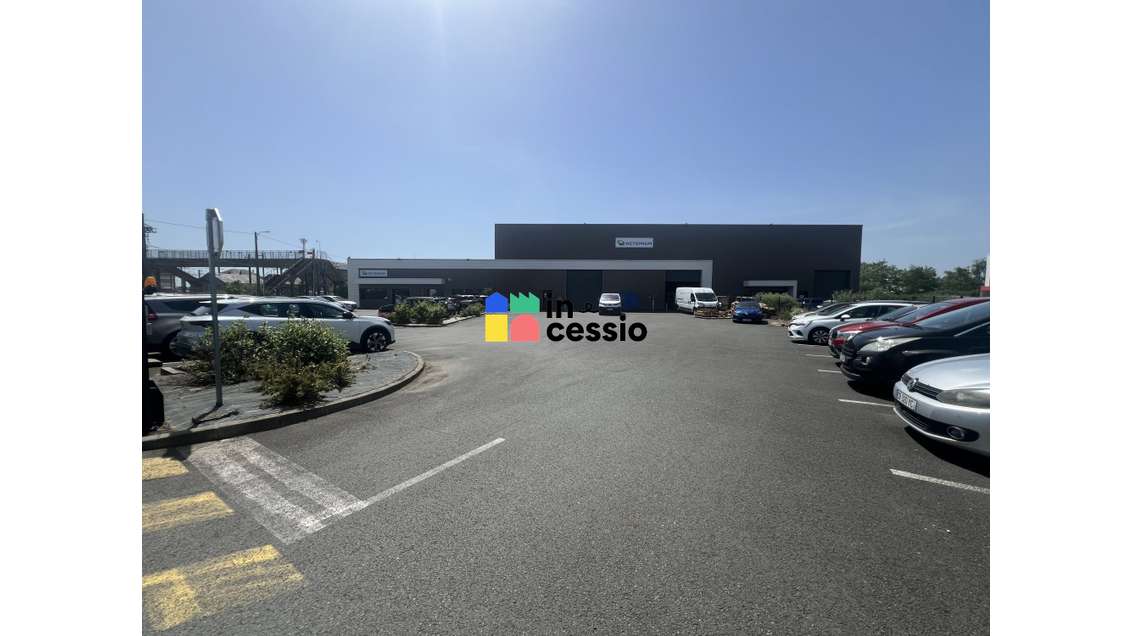 Loue bâtiment d’activité de 1 000m² Le Mans ZI Sud