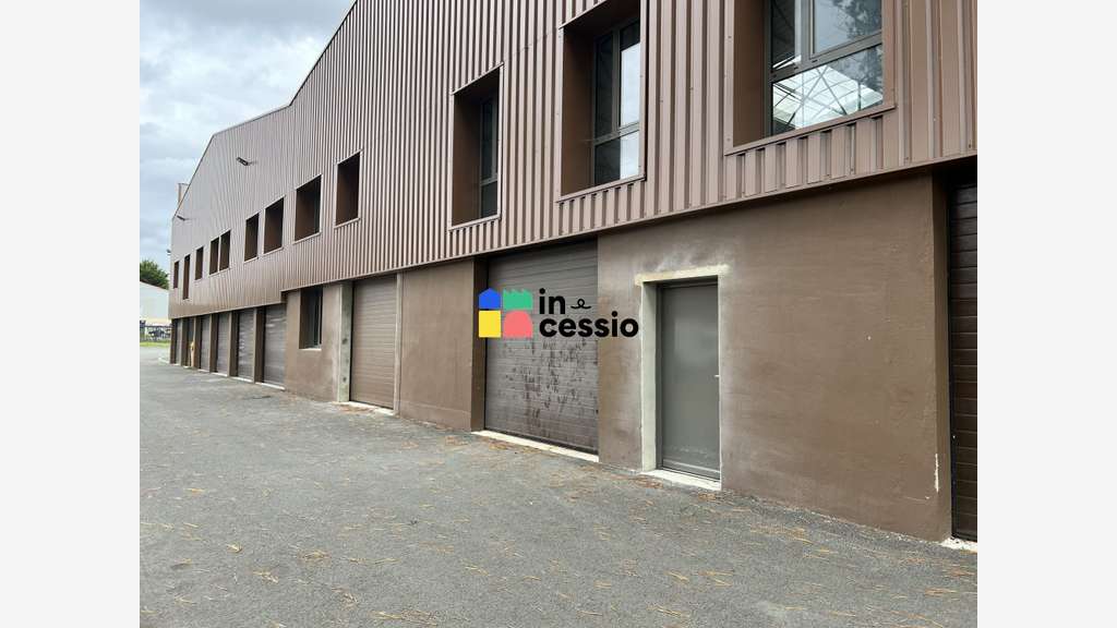 A louer atelier local de stockage 300m² au Mans