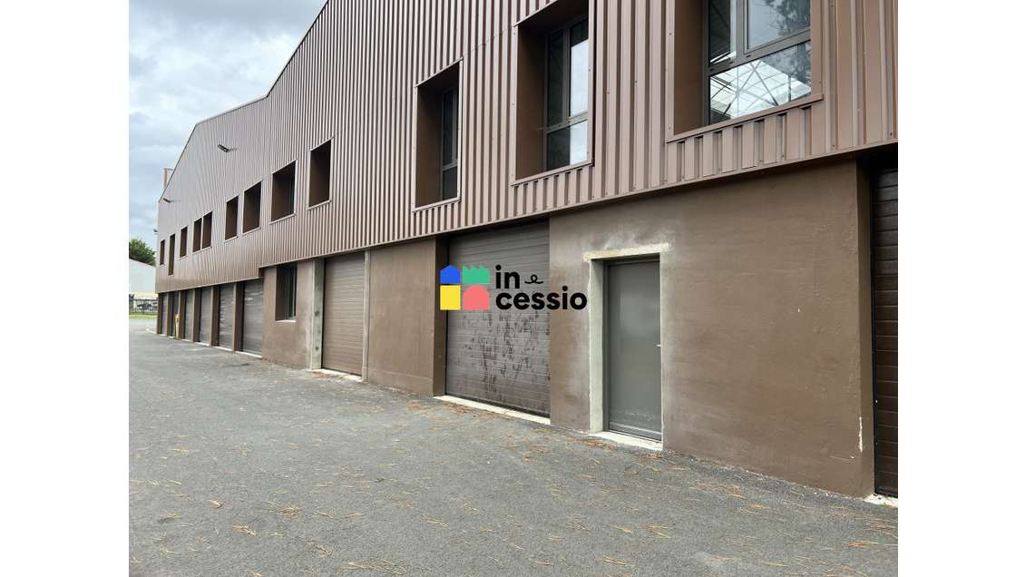 A louer atelier local de stockage 300m² au Mans