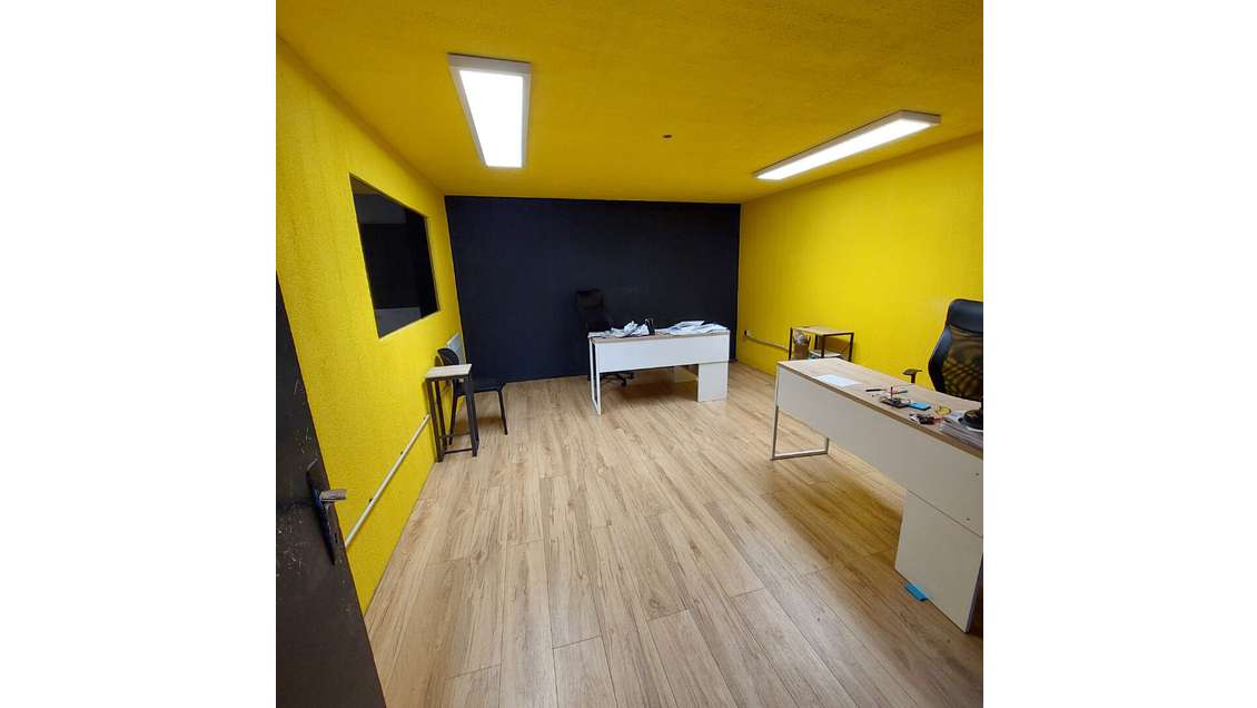 A louer local artisanal 215m² à Le Mans