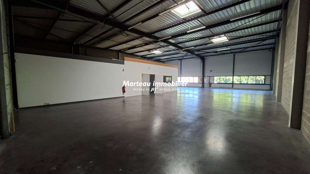 A LOUER - LOCAL D'ACTIVITÉ DE 481 M² - LE MANS N