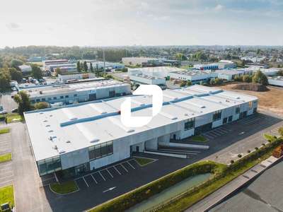 Location Locaux d'activités - Entrepôts au Mesnil-Amelot