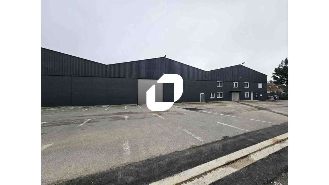 A louer Local d'activité 5533m² Le mesnil amelot